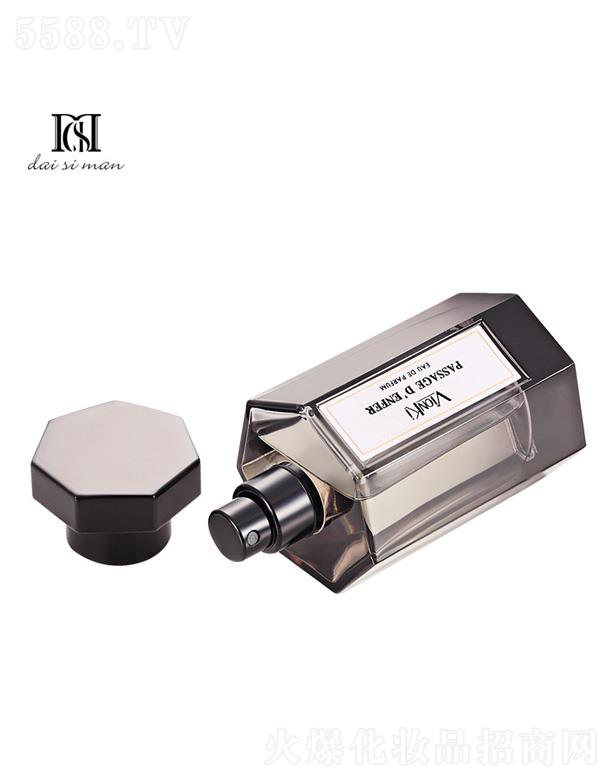 ���^�����һ��yƷ���޹�˾��ޱ�������D(zhu��n)������ˮ-��