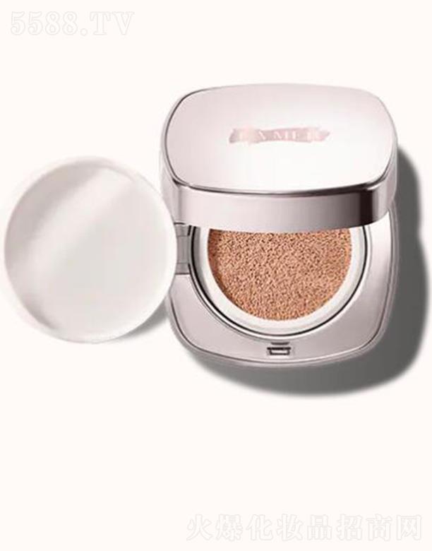 ��Ԋ�m�죨�Ϻ������Q(m��o)���޹�˾�����{֮�i�̹⟨׃��|�۵�Һ11̖���ɫ���w���̾`�Ž������