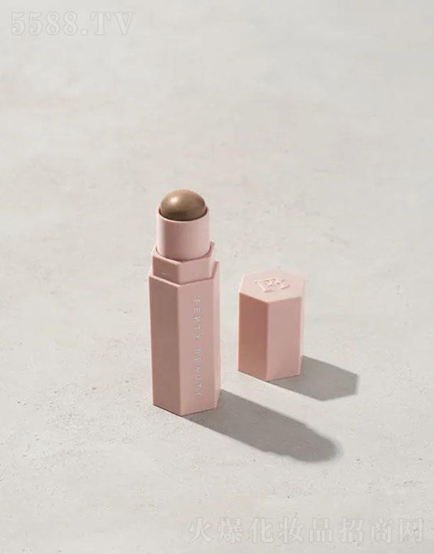 ·����܎��ˮ���yƷ(�Ϻ�)���޹�˾��FentyBeauty��׃?n��i)��F��� ��������ɫ(���{(di��o)����)