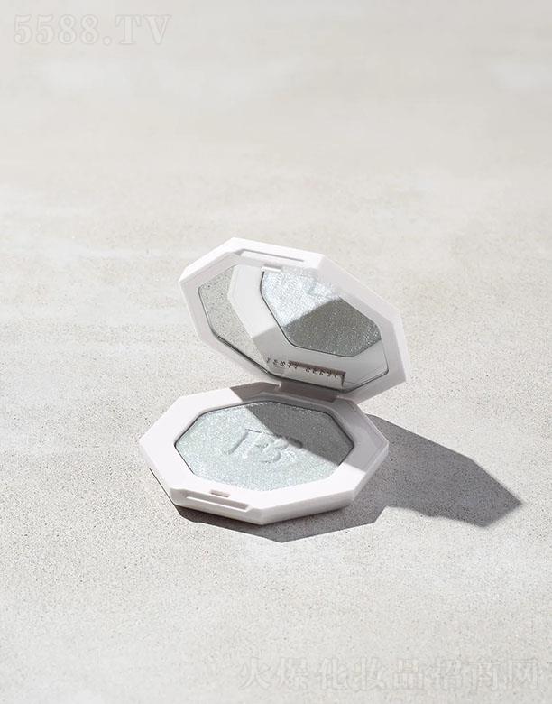 ·����܎��ˮ���yƷ(�Ϻ�)���޹�˾��FentyBeauty3D������ �y�������{(l��n)(�\�ɹ��{(l��n))