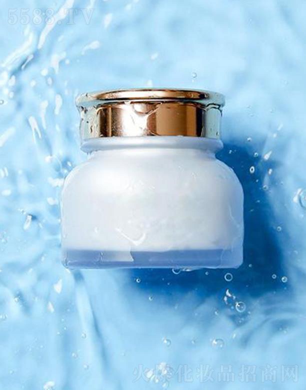 ��ɽ�ی����y�YƷ���޹�˾���ی������ޏ�(f��)������˪