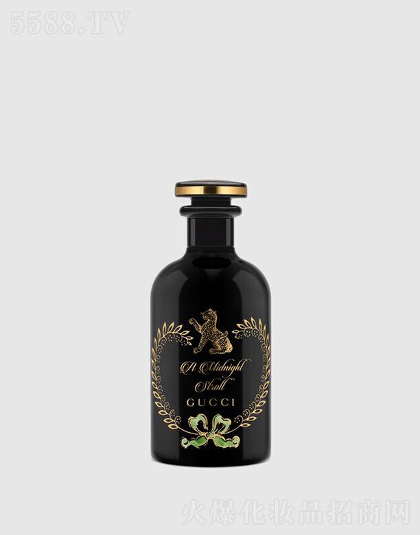 ���Y���Ї����Q�����޹�˾�����Y����ʿ���@ҹ�ǻ���ˮ100����