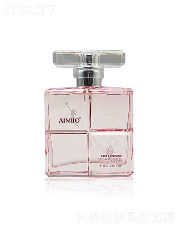 �Ռ��мΌ����û������޹�˾�����ZŮʿ�ഺ�\(y��n)��(d��ng)��ˮ