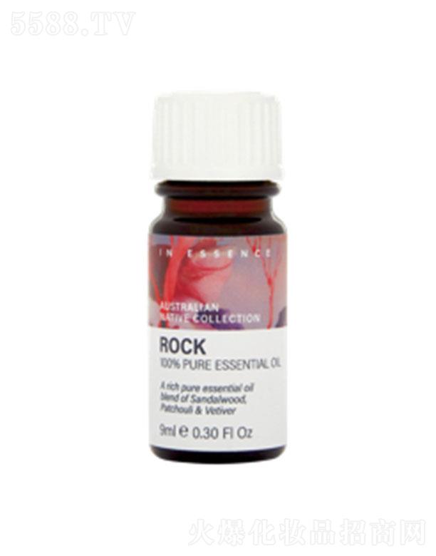 ����؈С΢����̄�(w��)���g(sh��)���޹�˾��IN ESSENCE�Ĵ��������^��(f��)��ϵ�Ўrʯ