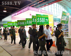 �𱬻��yƷ���̈F(tu��n)�ÿһ���˶���Ӣ��