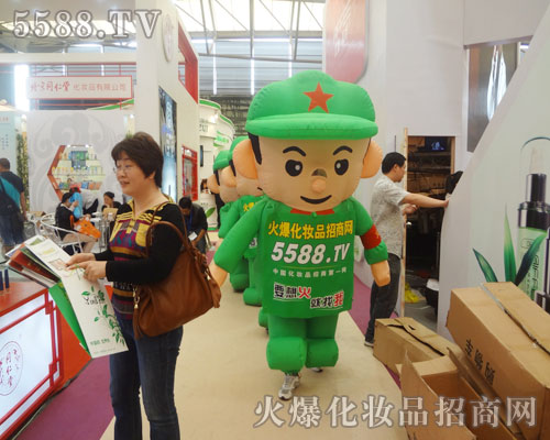 ����Ļ�܊�F(tu��n)���F(xi��n)���Ϻ����I(y��)���[����չ�^