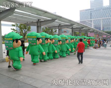 �𱬿�ͨ��ģ���͵Ĵ����ƏV��ʹ�û��˚ⱶ��