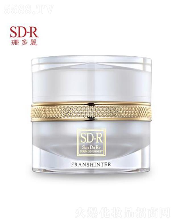 ɺ�����𼃻������A˪