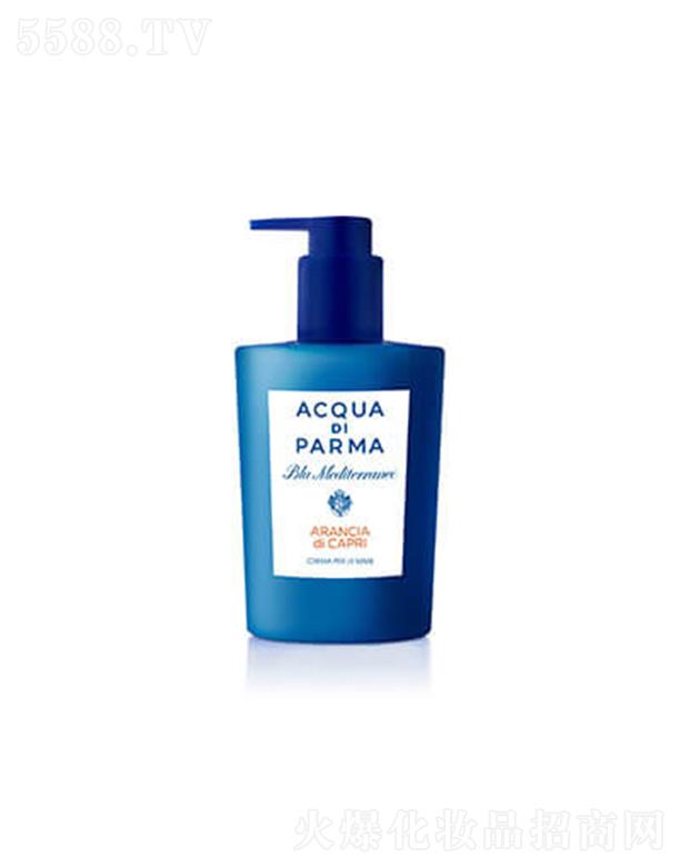 ������֮ˮ�{(l��n)ɫ���к���(r��n)�w��˪������㣩����������u�ȵ�����