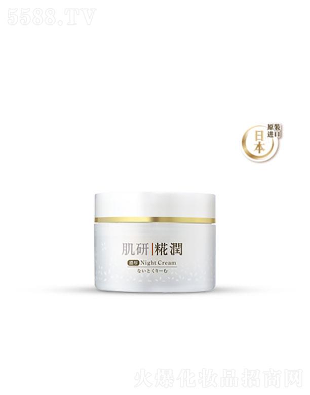 �����׶�  ���б�(r��n)ѩ����˪   ���o(h��)���w