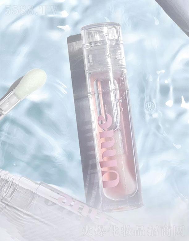 Uhue�᝙(r��n)�������A��