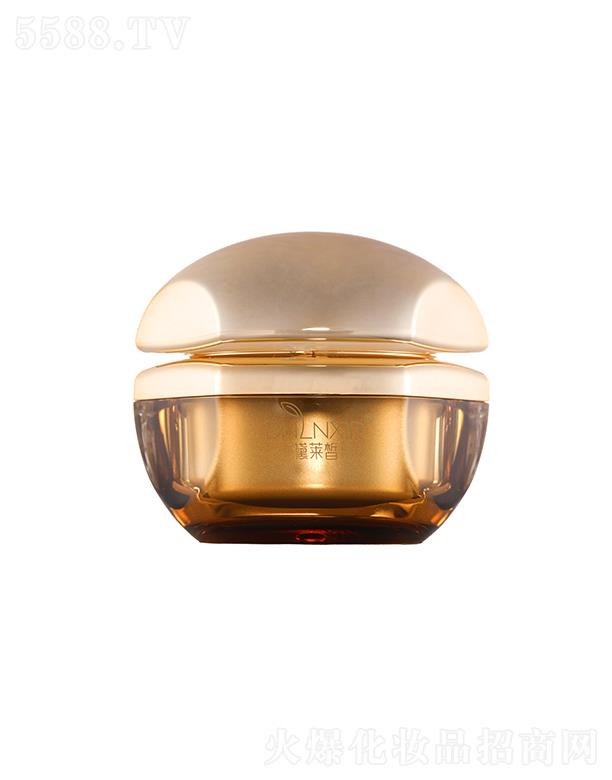 ���R�貽���Ŀ������A��˪