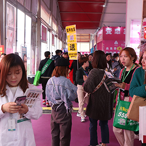 ���˵Ĉ�(ji��n)����͸¶�o�F����