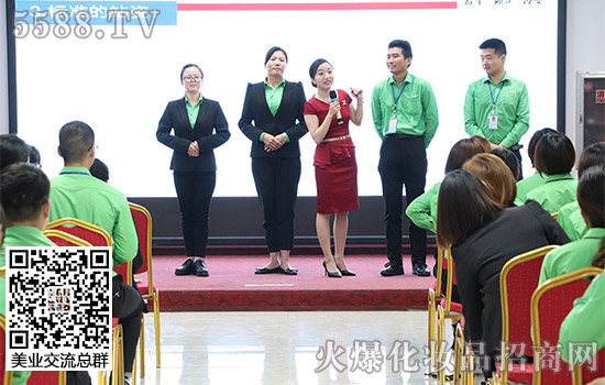 ׌�Y�x����ÿ��(g��)��(x��)��(ji��)�����݃�(y��u)���^(gu��)һ����