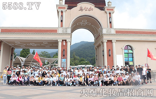 ��ꖼtɫ֮���������������ƵZǰ��