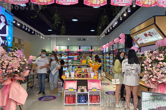 ���˻��yƷ��ٍ�X�����w�ʽ����(w��)��С�Y�������ɫ