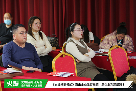 13�꽛(j��ng)����f����I(y��)��ͬ��C����������ģʽ��������I(y��)���F(xi��n)�������񱩝q