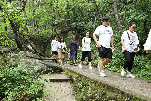 ���^�@��ɽ���� �Լ�����