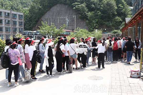 ˮ���f�������