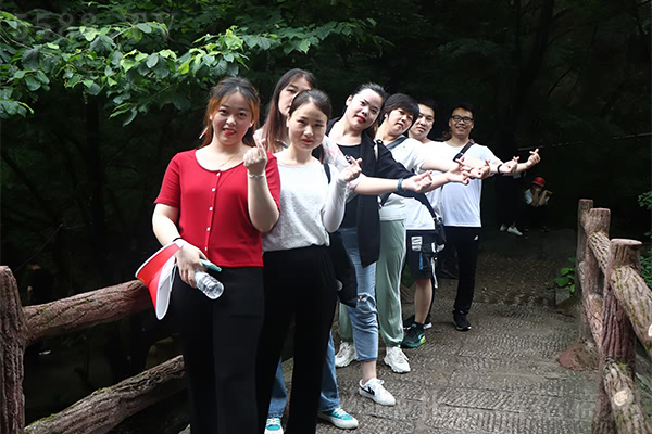 �����𱬾W���Ͼ�ɽ���������������Ї��W����