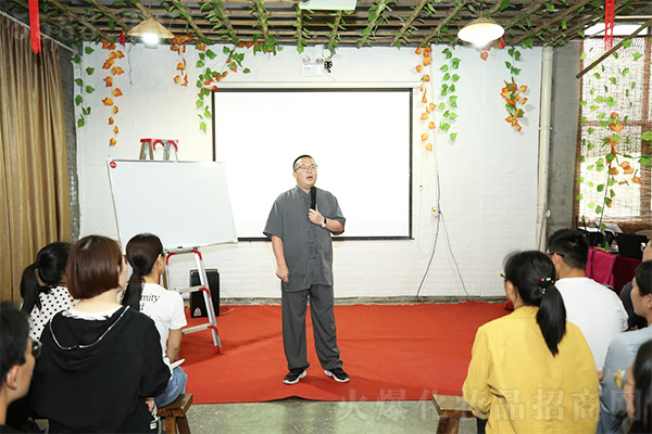 �ʵ��Ͼ�ɽ����������½�(j��ng)��