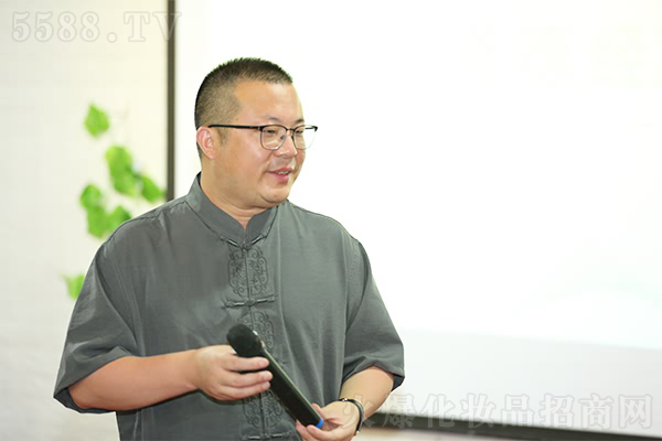 һ������һ�l����һ��������һ��ǰ�M(j��n)��