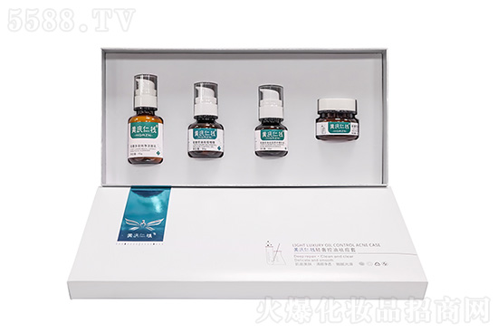 黃慶仁棧輕奢控油祛痘套 黃慶仁棧輕奢控油祛痘套