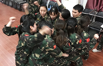 ���ˉ�(m��ng)�������ˈF(tu��n)�(du��)��ÿ��(g��)�˱،���(ji��n)����ȥ��