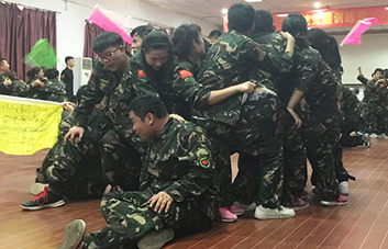 ��Խ��(m��ng)������Խ��������(ji��n)�֕�(hu��)����(l��i)ϣ�����F(tu��n)�Y(ji��)��(hu��)����(l��i)������