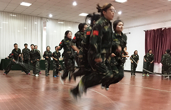 �����X(ju��)�����Ʊ��O�����@һ·�҂��A��Ư����