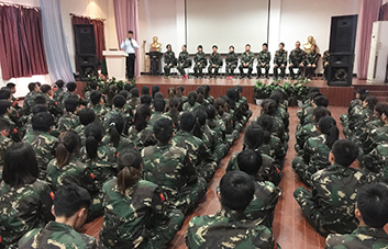 ������������(zh��n)�������(du��)�����I(l��ng)��(d��o)������չʾ��