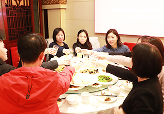 ��ʢ�磬��ҚgЦ�Z���䘷������