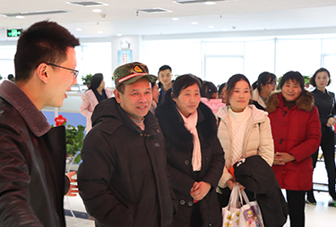 �íh(hu��n)�����ù�������ĸ�������T����ĸ���^�𱬾W(w��ng)��