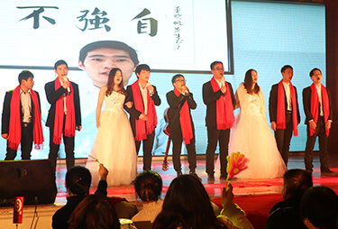 ������ɽ��һ�������H�������˺ܶ��˵�����